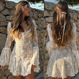 House of CB 'Analissa' Vintage Cream Lace Corset Dress NWOT size XS Fuller Cup